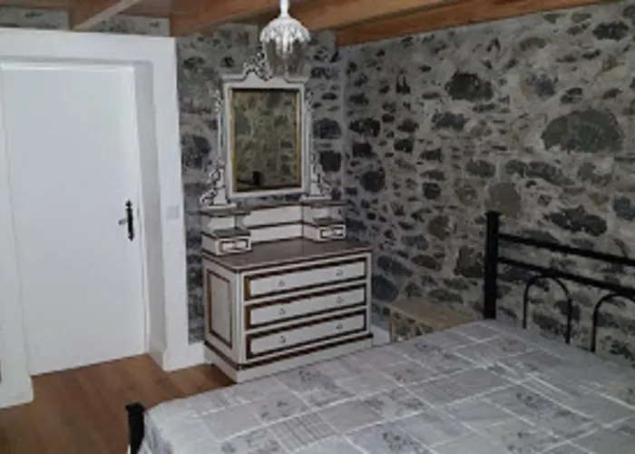 Semesterbostad Vinha Arco da Calheta (Madeira)